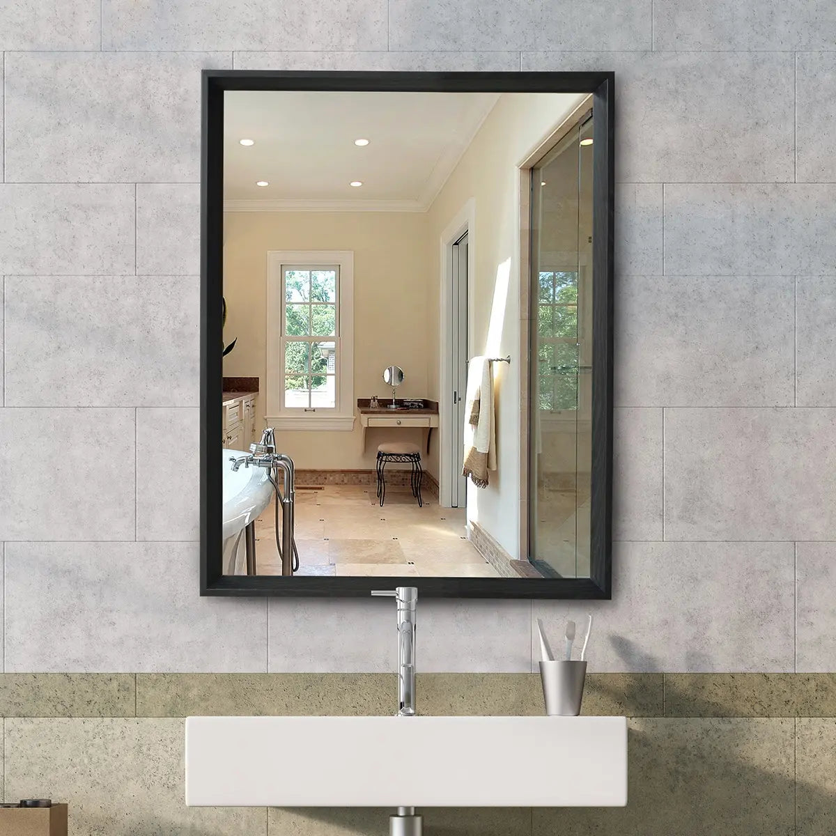 Factory Direct Sell Modern Bath Wall Mounted Home Decor Makeup Mirrors with Frame